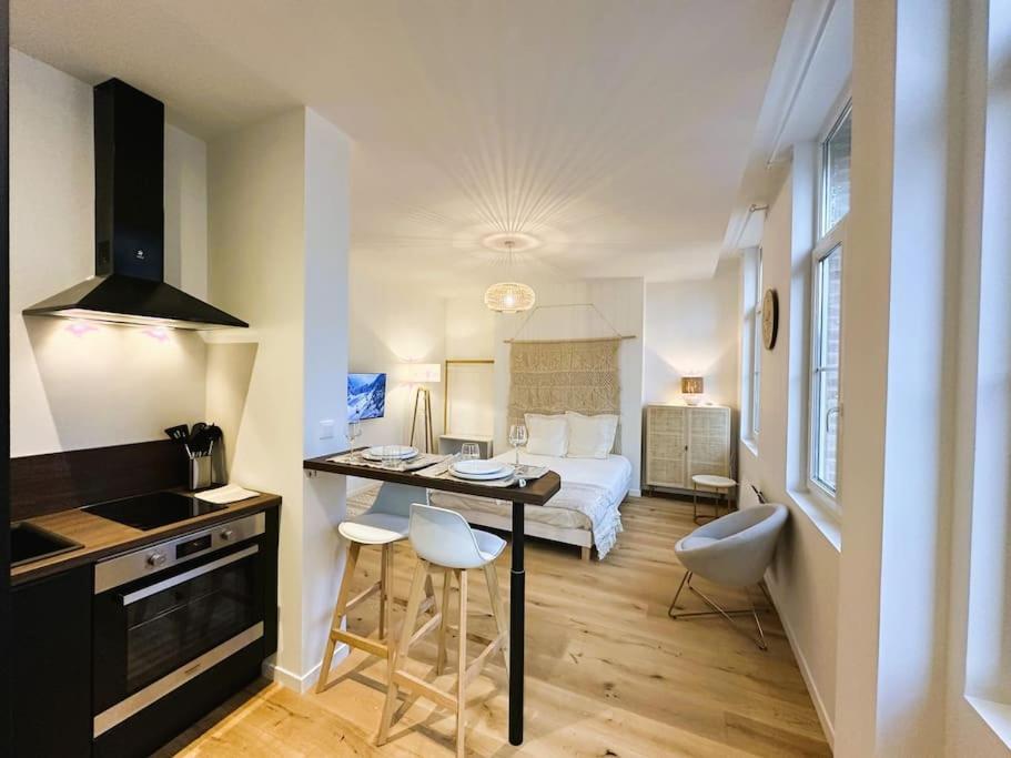 Spacious & Luxuary Apartment *